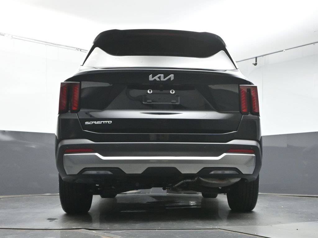 Used 2025 Kia Sorento S w/ Panoramic Sunroof Package FWD image 39