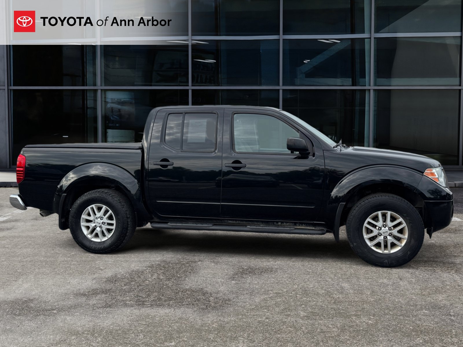 Used 2018 Nissan Frontier SV w/ Value Truck Package RWD image 11