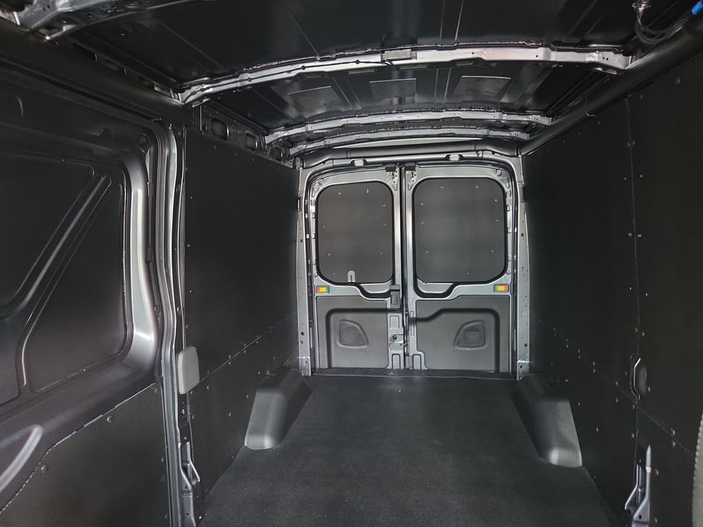 New 2026 Ford Transit 250 148 Medium Roof w/ Load Area Protection Package RWD image 34