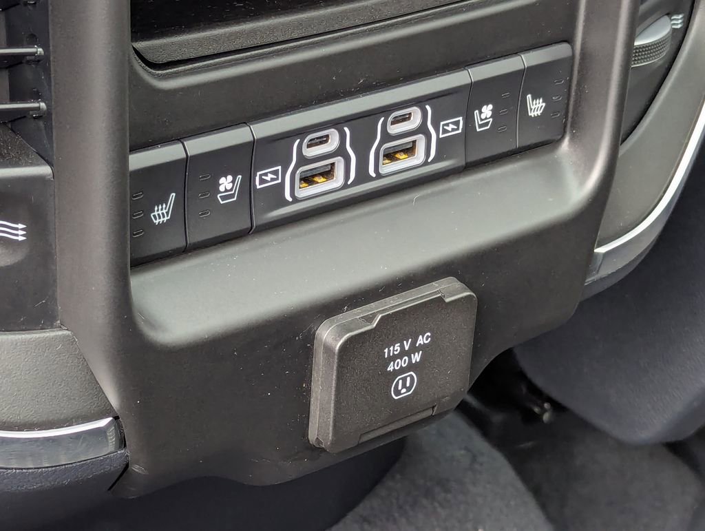 Used 2024 RAM 1500 Limited AWD/4WD image 30