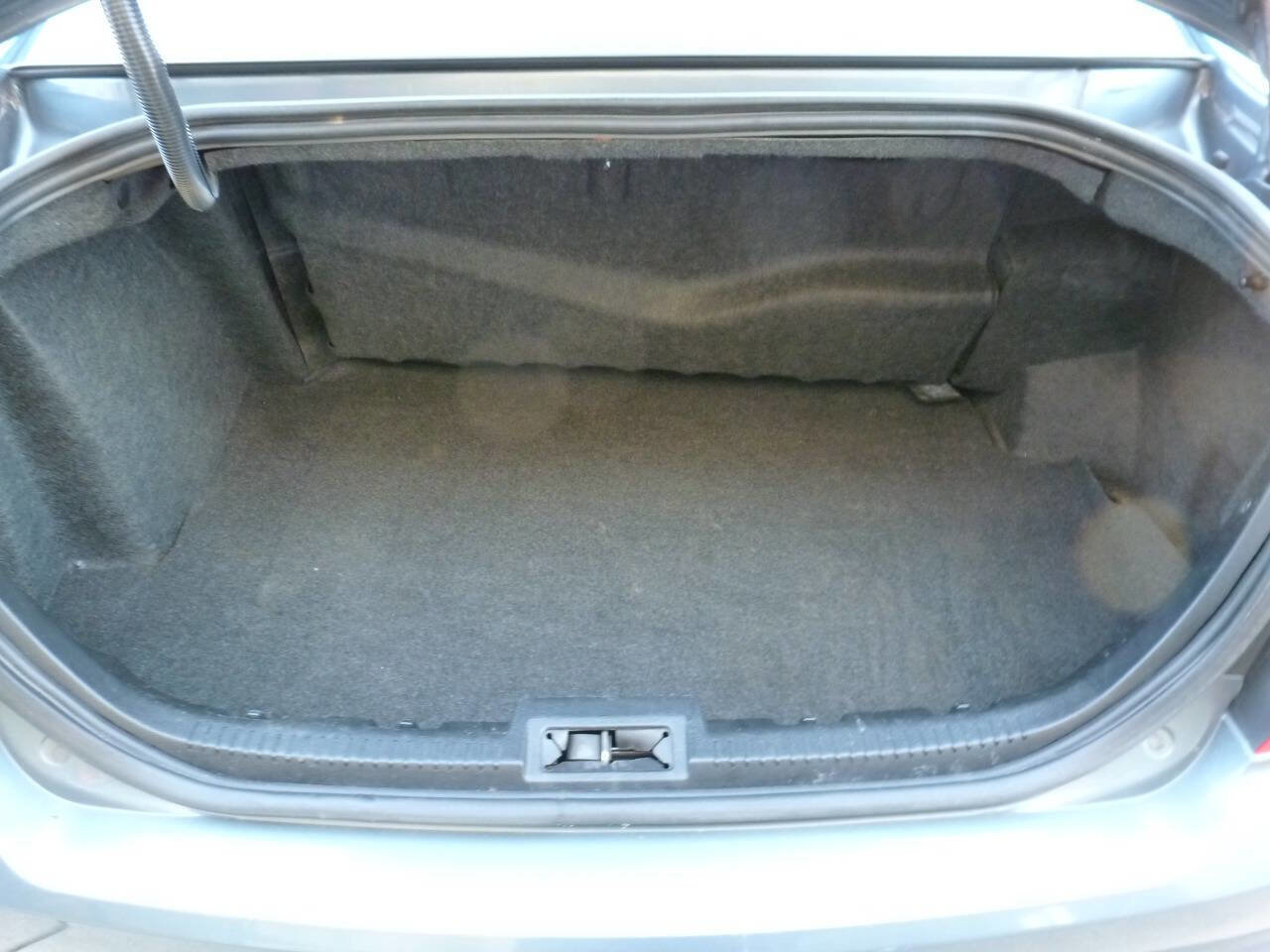Used 2012 Ford Fusion Hybrid FWD image 15