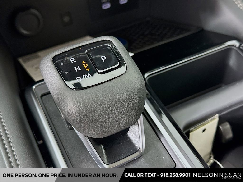 New 2026 Nissan Pathfinder Platinum image 16