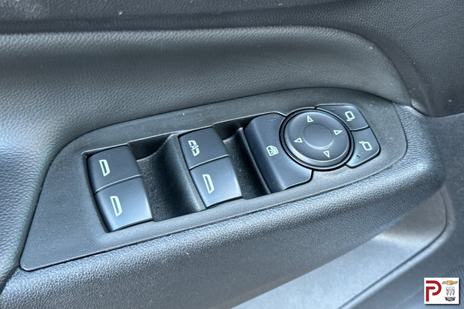 Used 2021 Chevrolet Equinox LT image 13