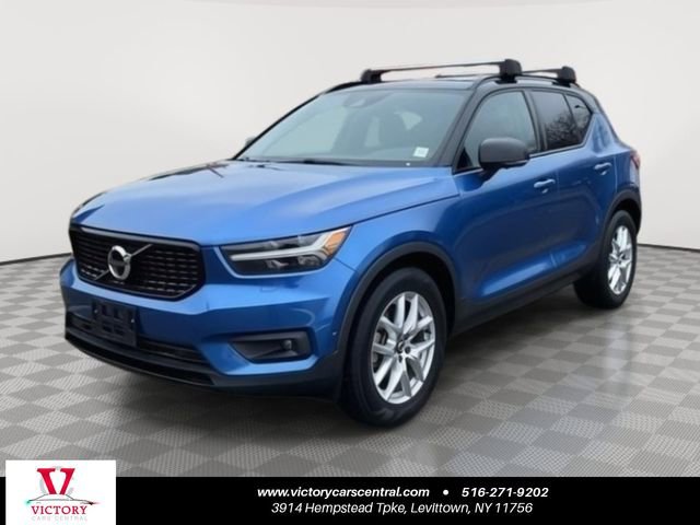 Used 2021 Volvo XC40 T5 R-Design w/ Advanced Package image 1