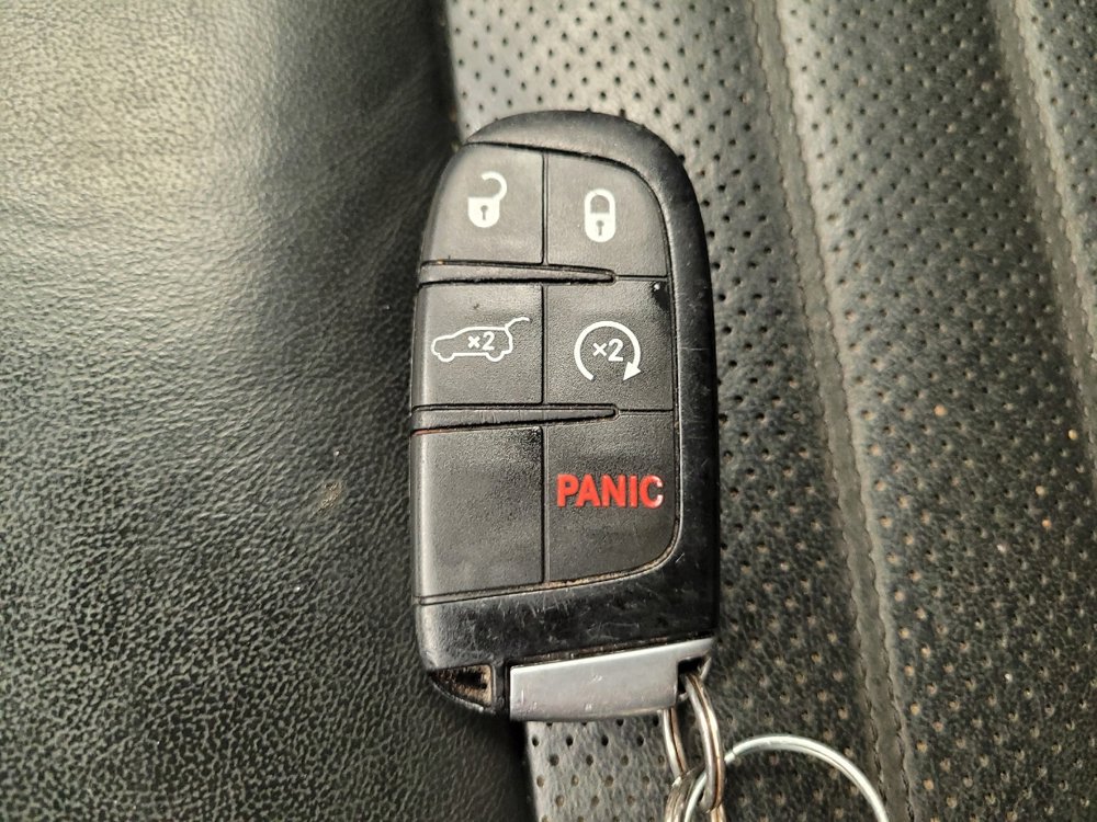 Used 2020 Jeep Grand Cherokee Limited X image 32