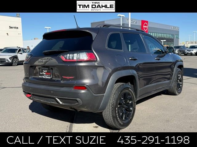 Used 2021 Jeep Cherokee Trailhawk w/ Comfort/Convenience Group AWD/4WD image 9