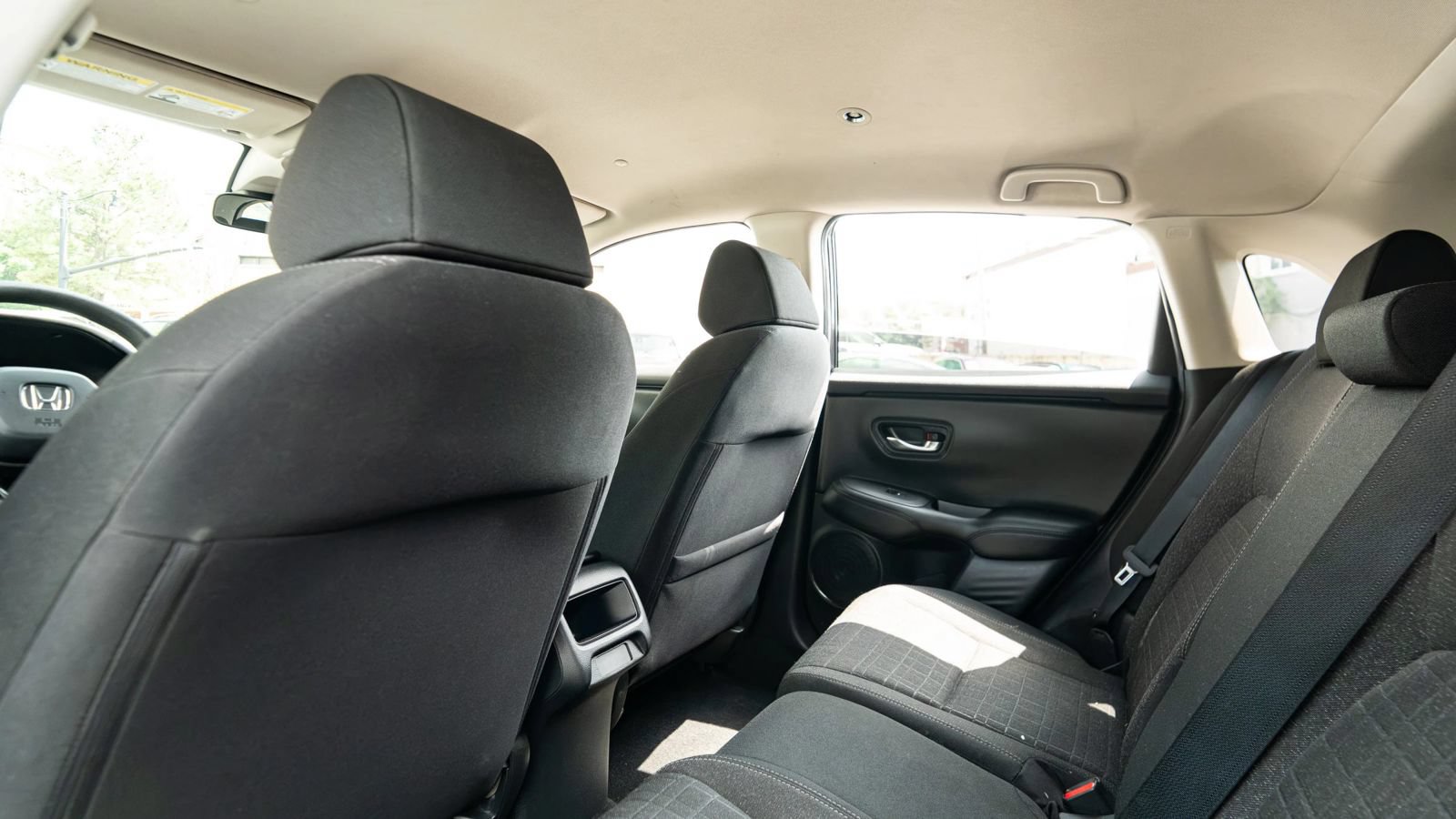 Used 2025 Honda HR-V LX image 21