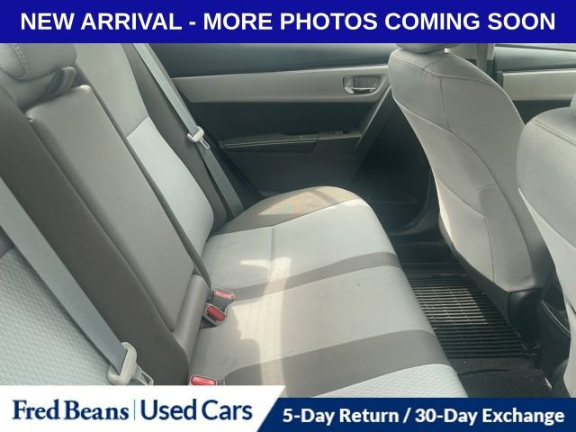 Used 2018 Toyota Corolla LE FWD image 7