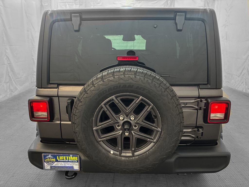 Used 2025 Jeep Wrangler Sport S AWD/4WD image 6