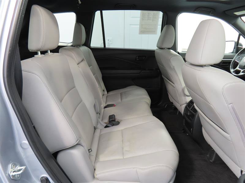 Used 2023 Honda Passport EX-L image 34
