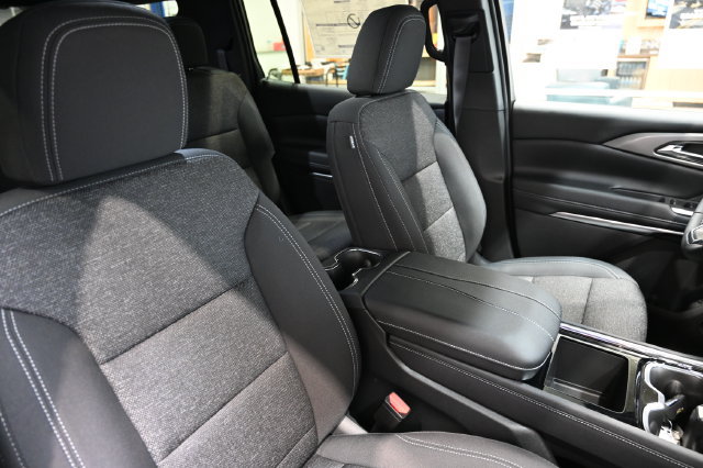 New 2027 Chevrolet Traverse LT w/ Driver Confidence Package AWD/4WD image 8