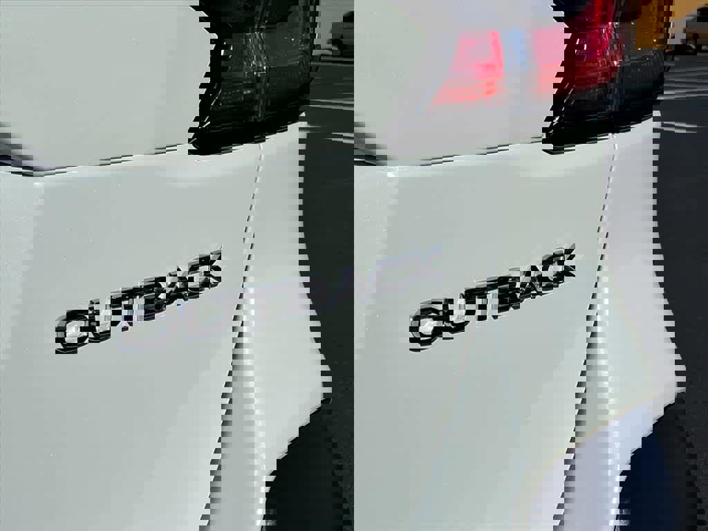 Certified 2022 Subaru Outback Limited image 14