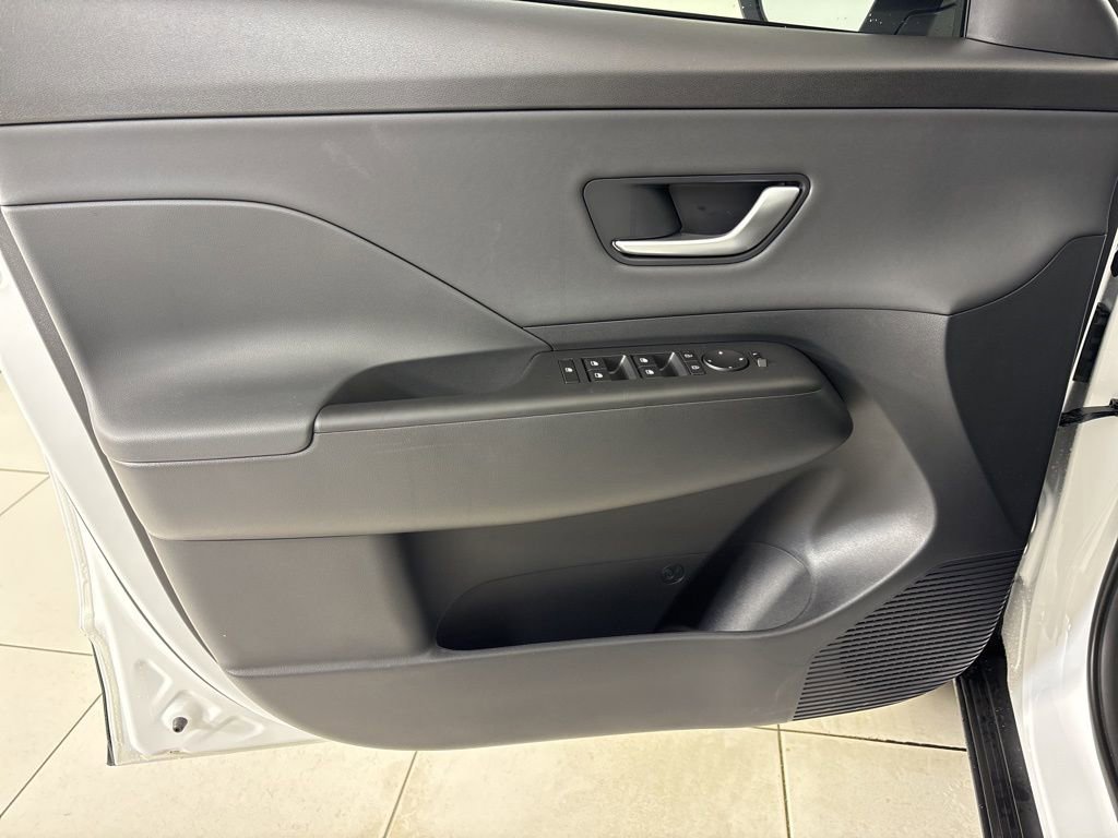 New 2026 Hyundai Kona SEL Premium image 16