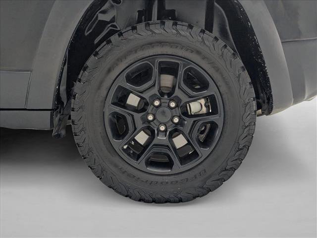 Used 2020 Jeep Cherokee Trailhawk image 24