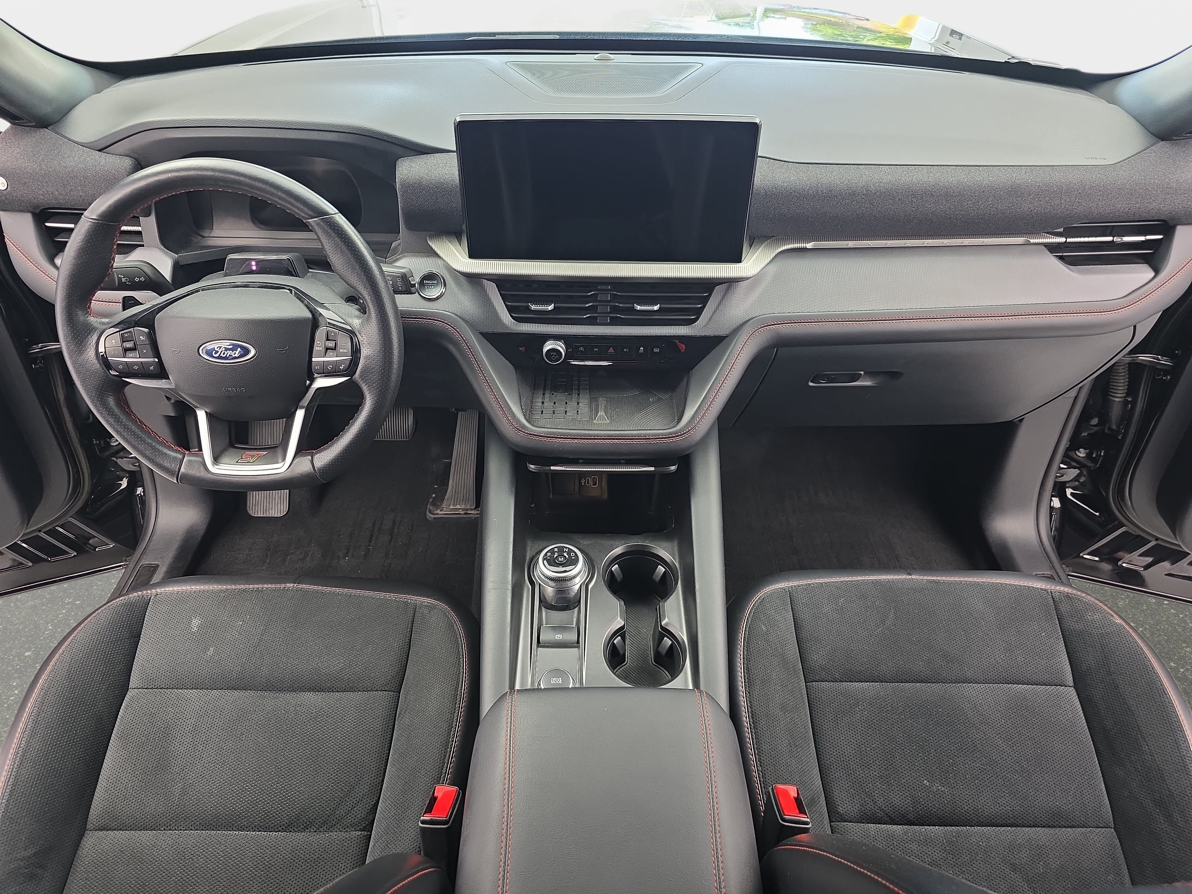 Used 2025 Ford Explorer ST AWD/4WD image 9