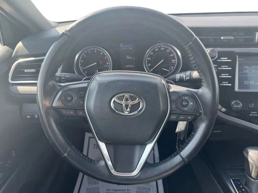 Used 2018 Toyota Camry SE FWD image 23