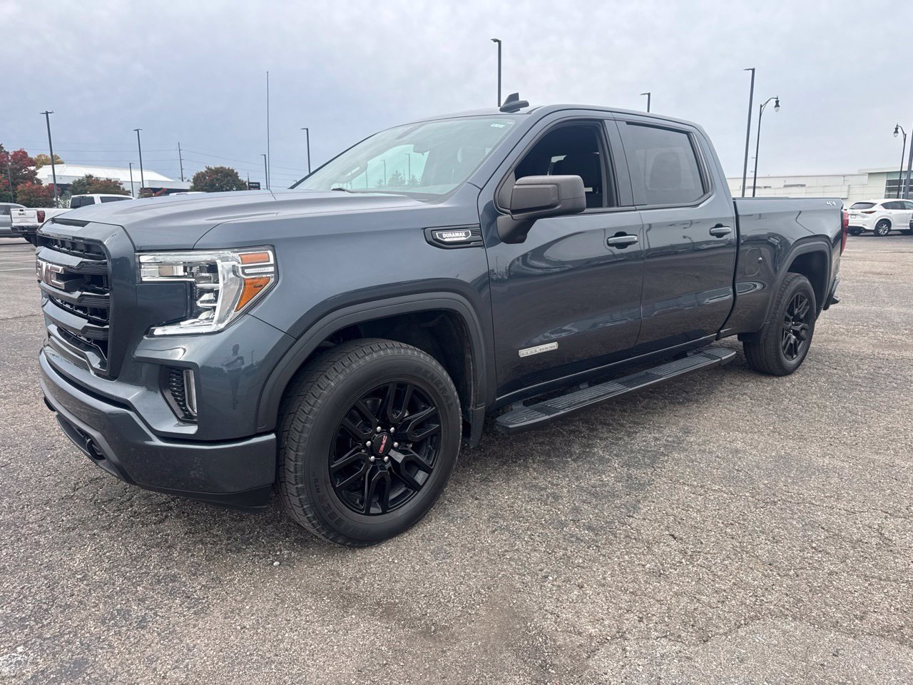 Used 2021 GMC Sierra 1500 Elevation w/ LPO, Elevation Black Package AWD/4WD image 3