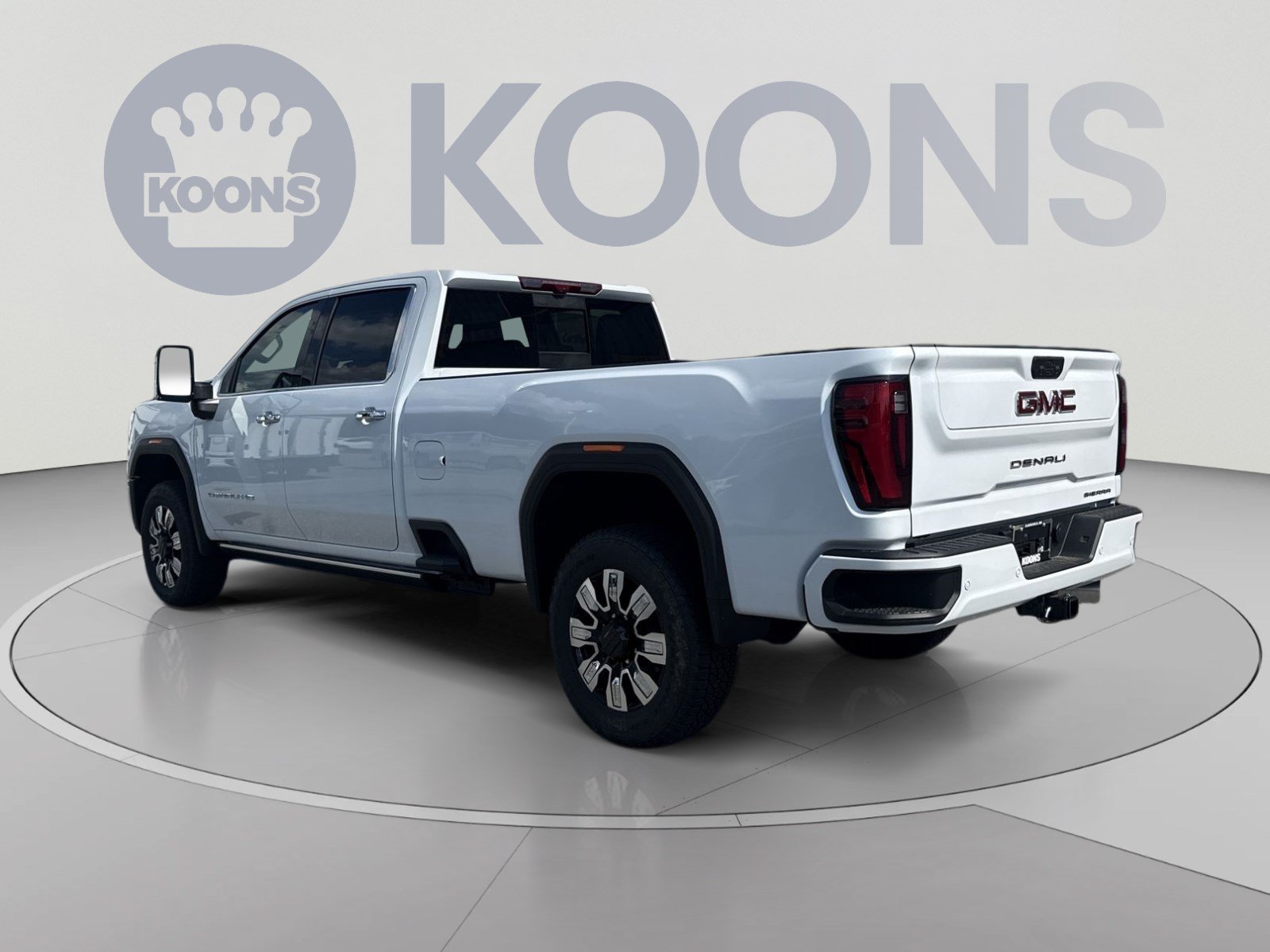 New 2026 GMC Sierra 3500 Denali w/ Denali Reserve Package AWD/4WD image 4