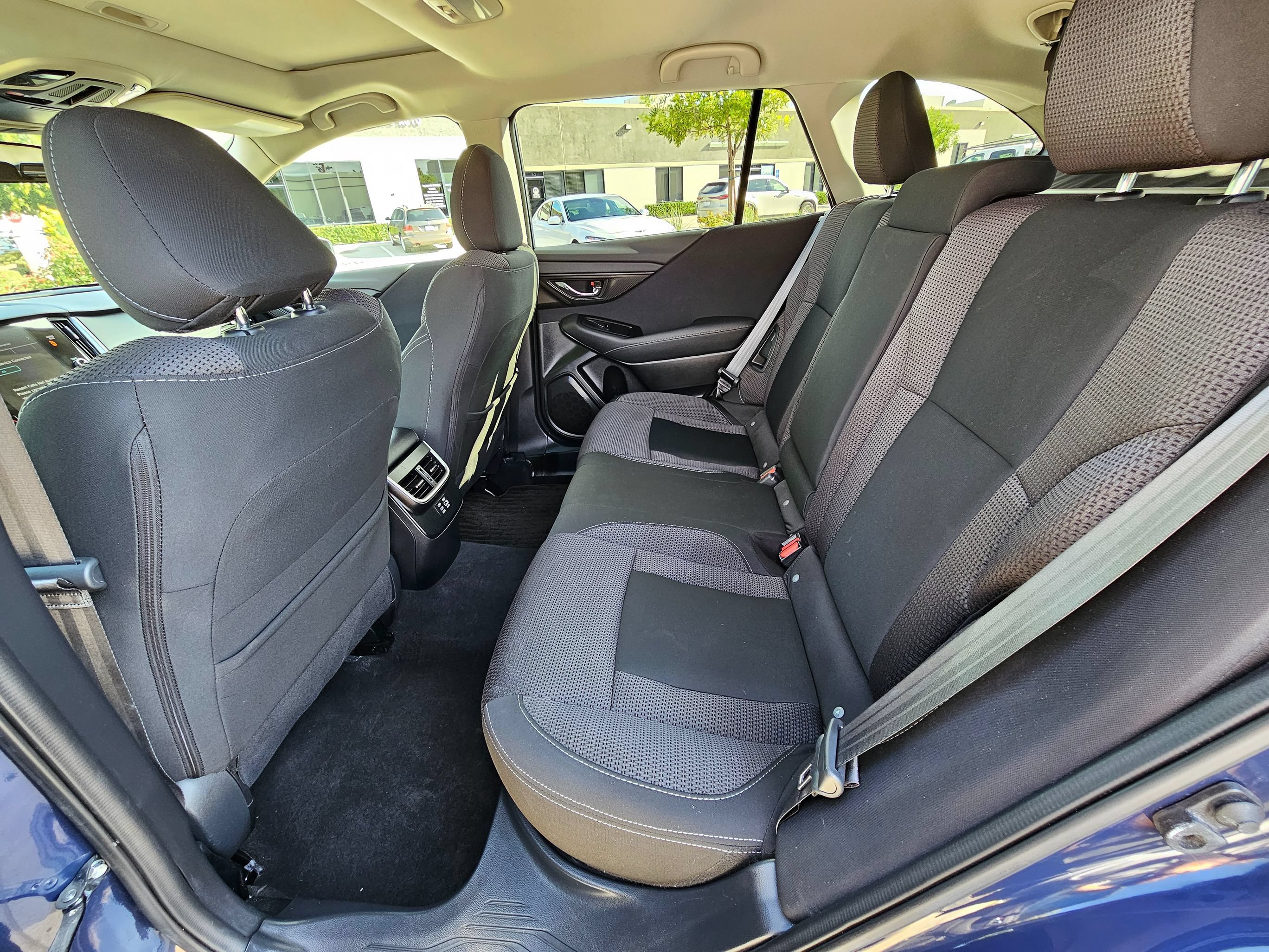 Used 2025 Subaru Outback Premium AWD/4WD image 20