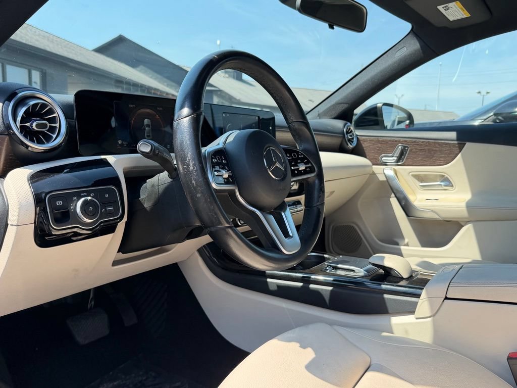 Used 2021 Mercedes-Benz A 220 image 2