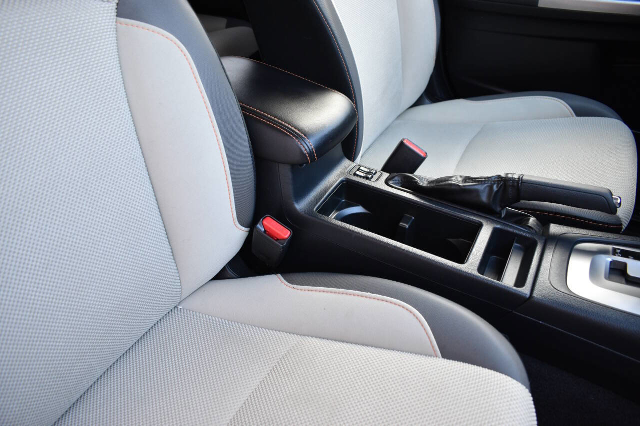 Used 2017 Subaru Crosstrek 2.0i Premium w/ 17" Wheel Sport Package image 25