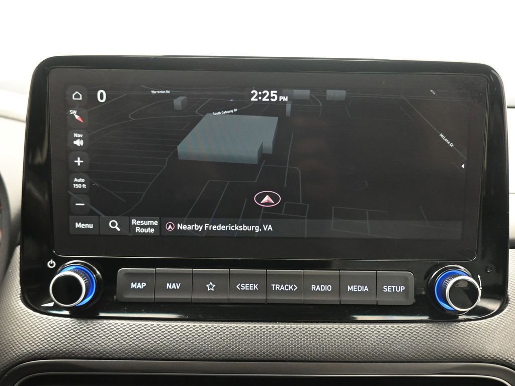 Used 2023 Hyundai Kona Limited w/ Cargo Package FWD image 19