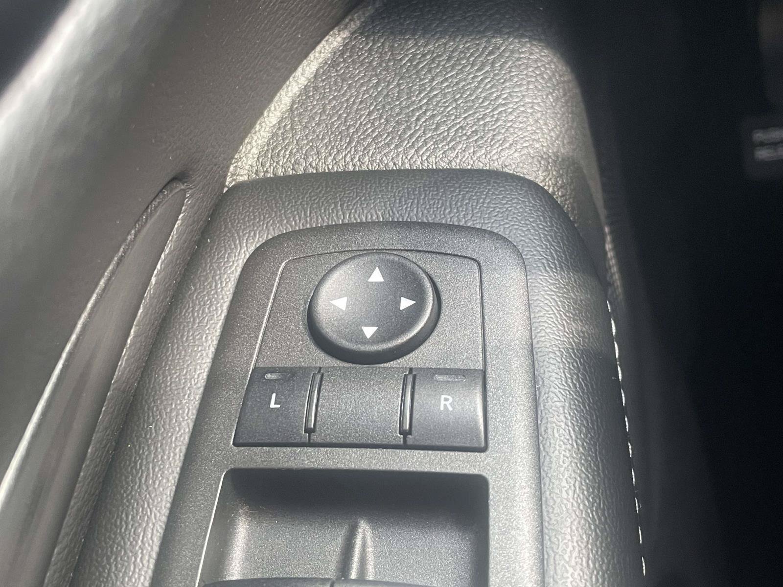 Certified 2021 Dodge Durango SXT RWD image 25