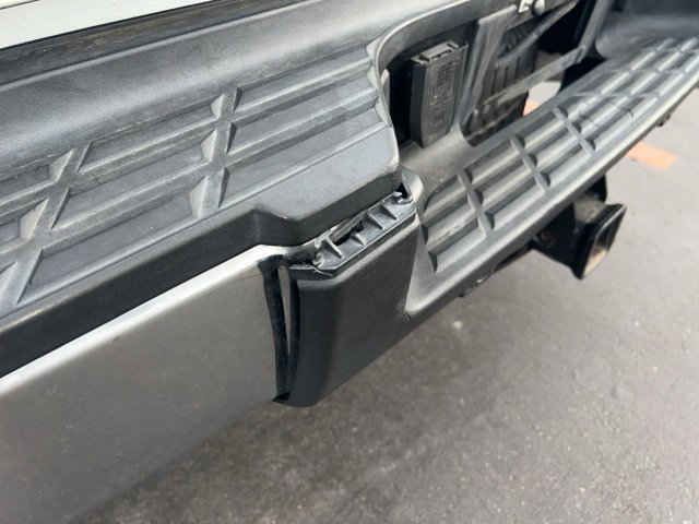 Used 2014 GMC Sierra 2500 SLT w/ SLT Convenience Package image 17