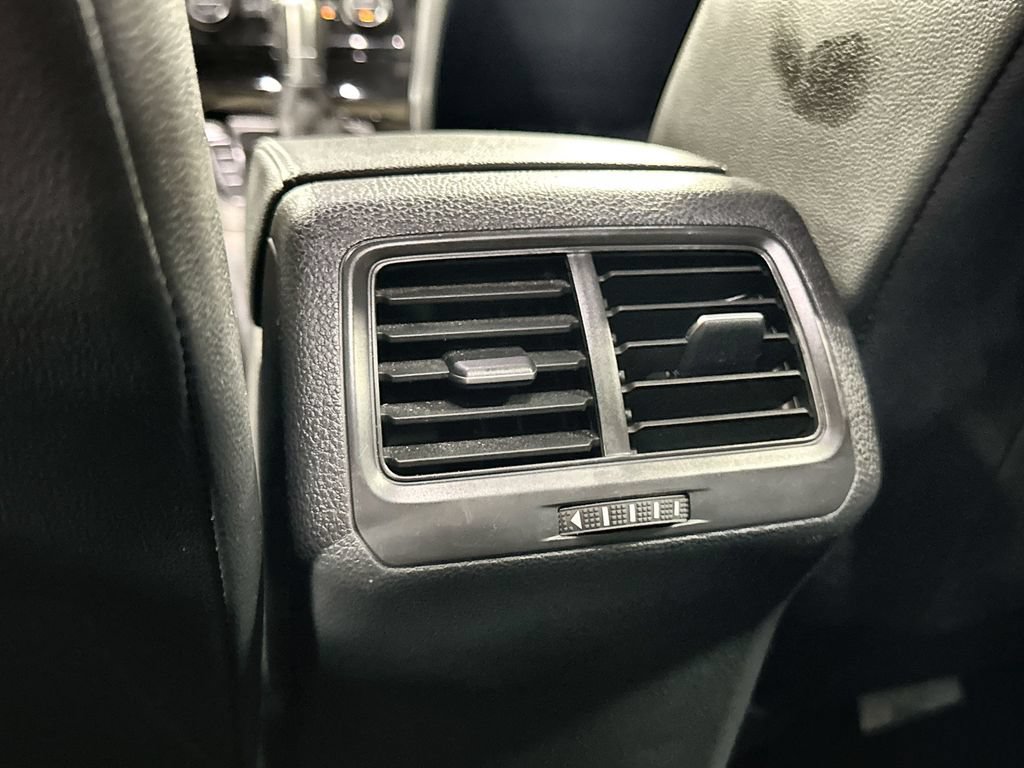 Used 2017 Volkswagen Golf SEL FWD image 28