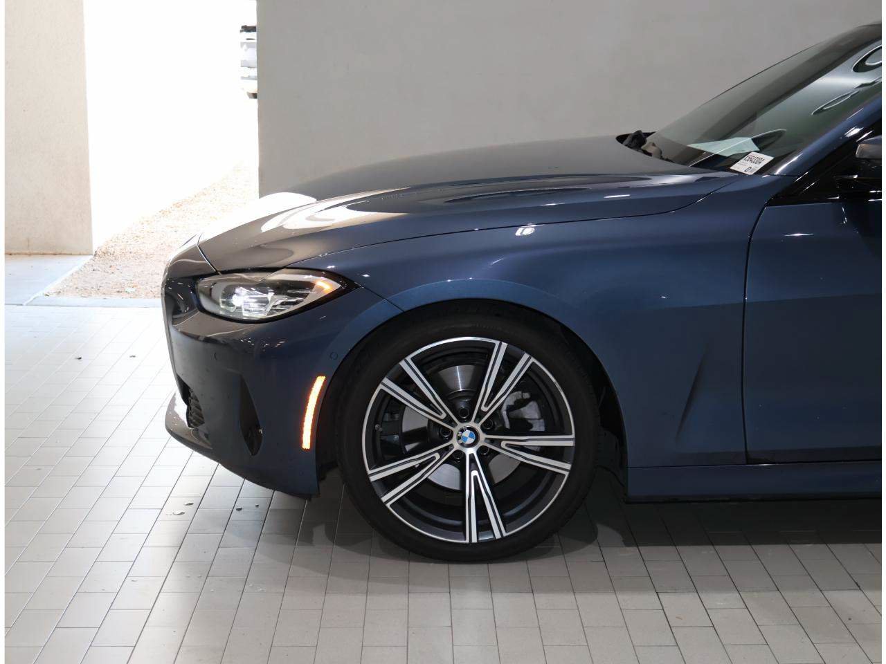 Used 2021 BMW 430i Coupe w/ Premium Package RWD image 4