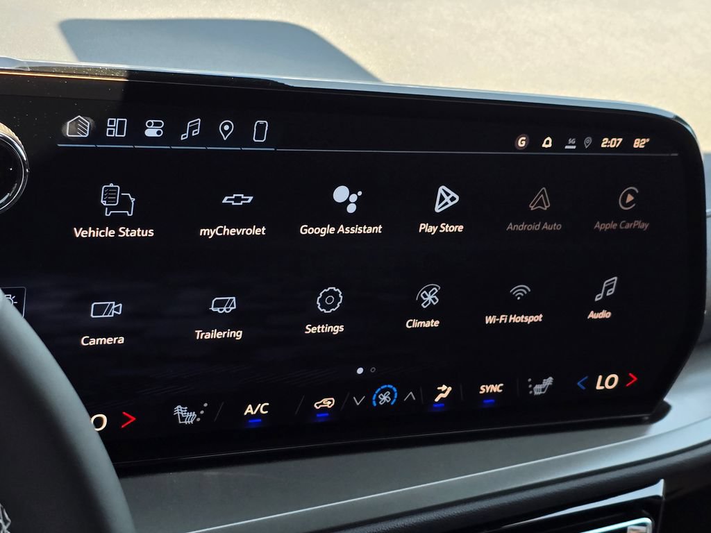 New 2026 Chevrolet Traverse LT w/ Driver Confidence Package FWD image 34