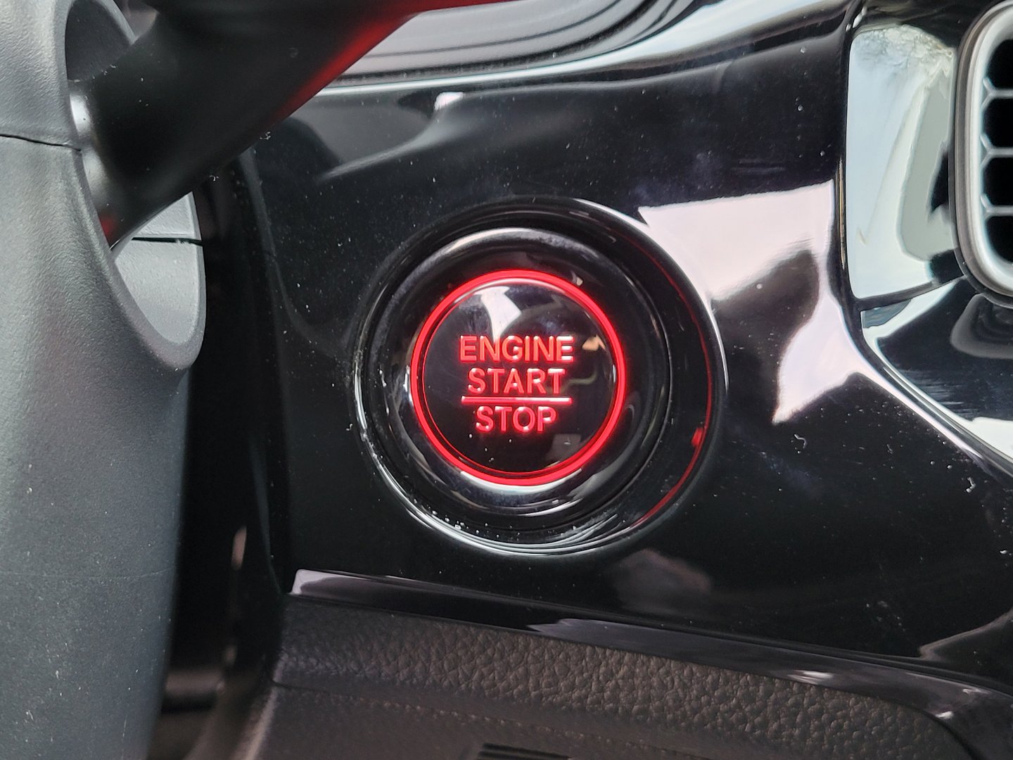 Certified 2025 Honda Civic Sport image 29