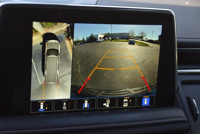 Used 2022 GMC Yukon SLT w/ SLT Luxury Package image 4