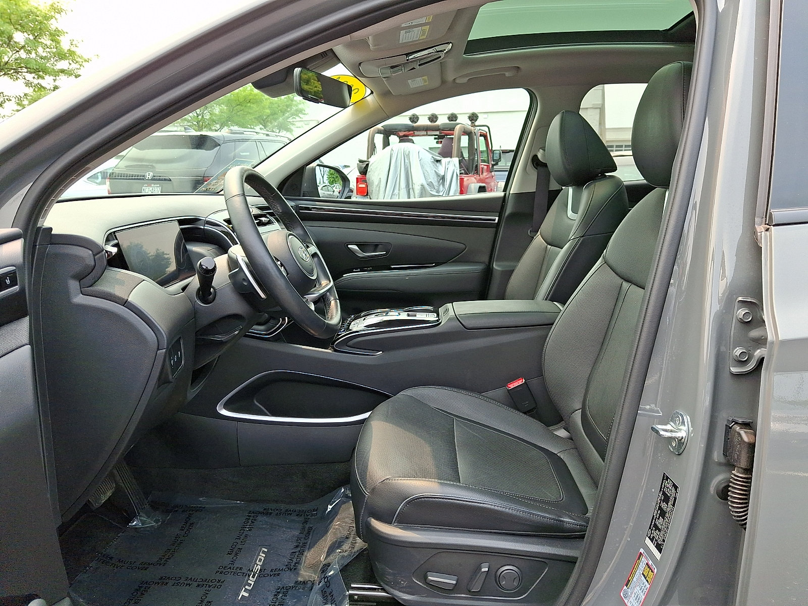 Used 2024 Hyundai Tucson Limited AWD/4WD image 13