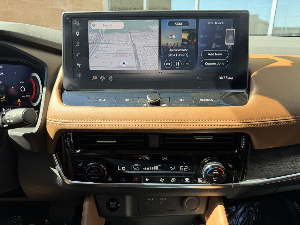 Used 2025 Nissan Rogue Platinum w/ Tech Package image 21