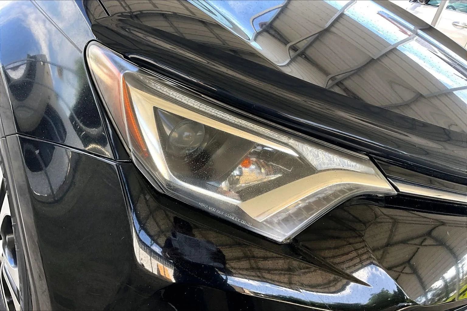 Used 2017 Toyota RAV4 LE FWD image 26