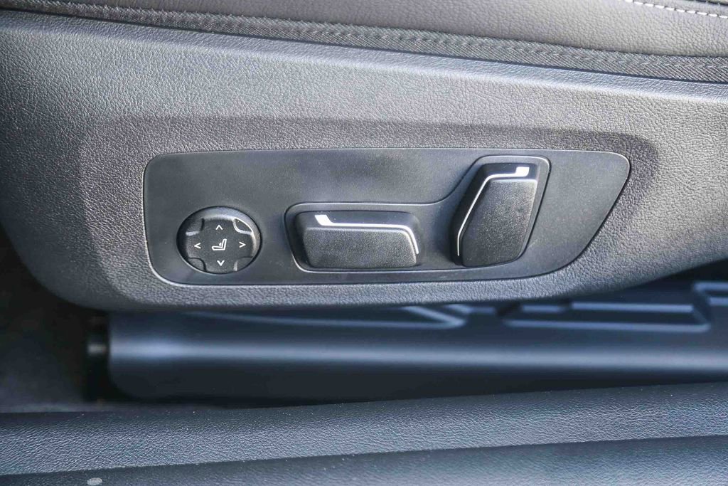 New 2026 BMW 430i Convertible w/ M Sport Package RWD image 18