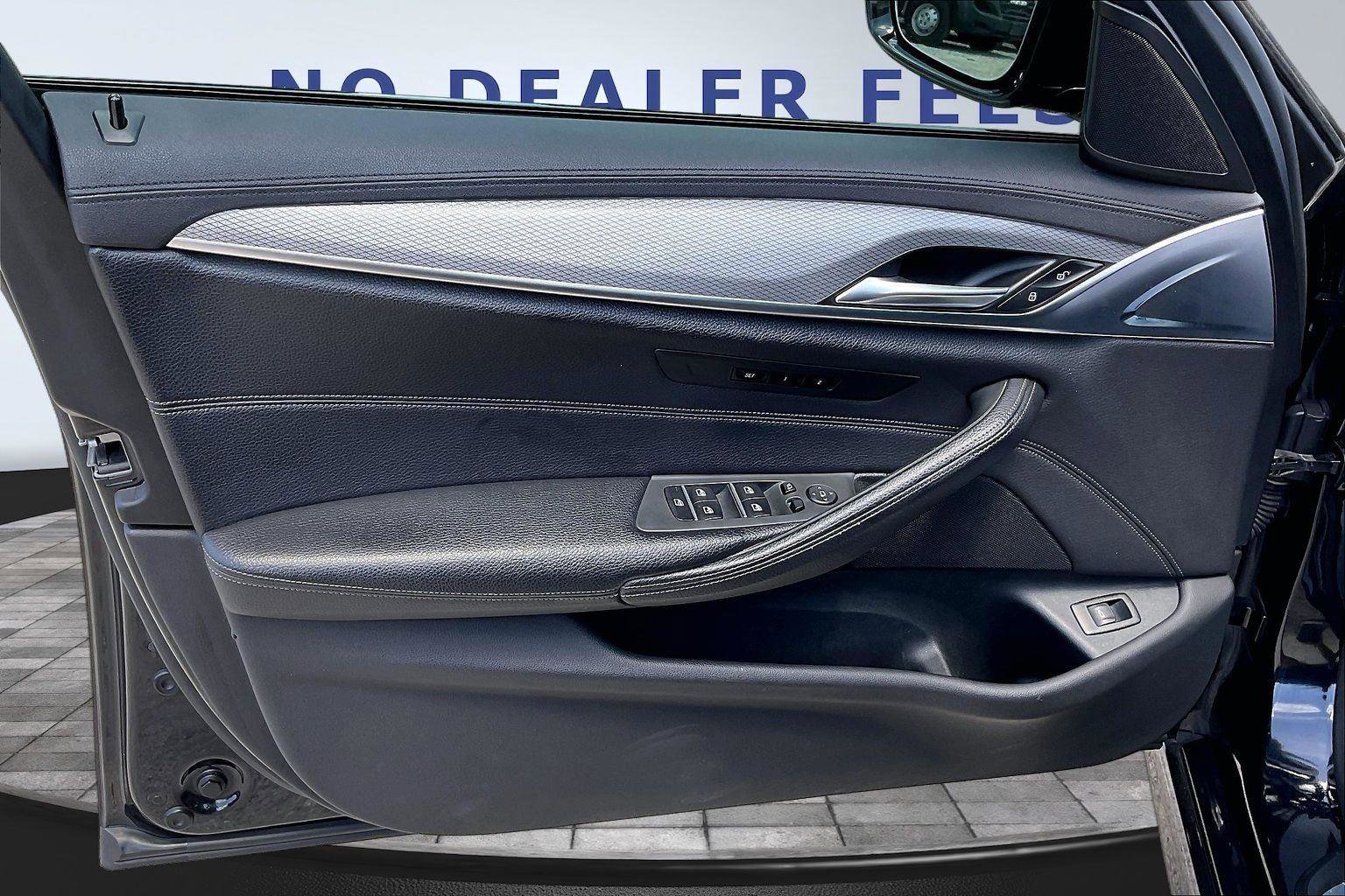 Used 2018 BMW 540i xDrive image 19