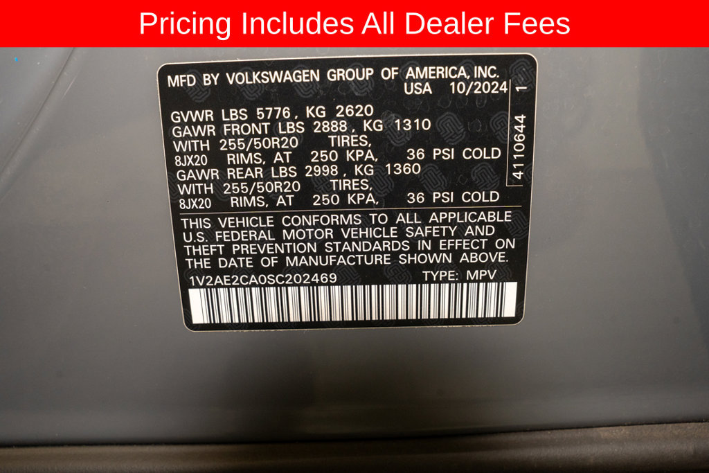 Used 2025 Volkswagen Atlas Cross Sport SEL R-Line AWD/4WD image 25