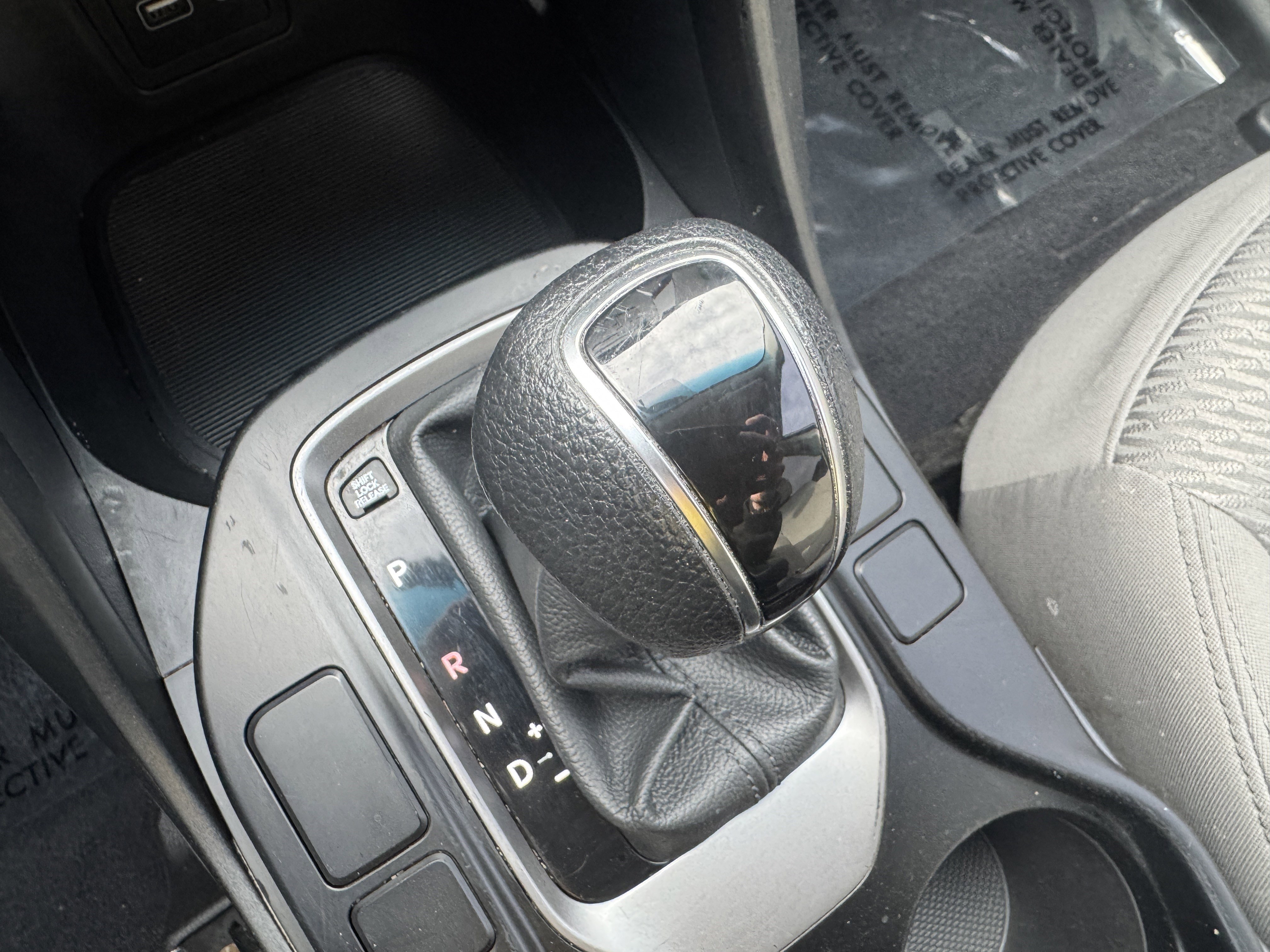 Used 2017 Hyundai Santa Fe Sport image 29