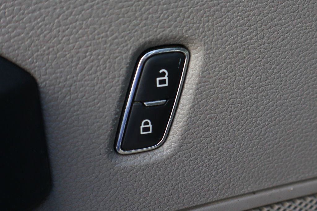 Used 2019 Ford F450 XL w/ XL Value Package RWD image 14