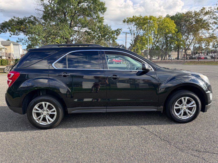 Used 2017 Chevrolet Equinox LT image 8