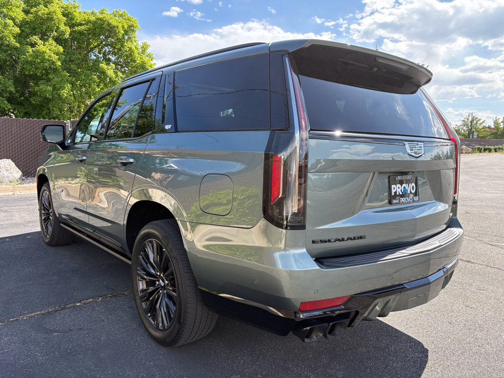 Used 2024 Cadillac Escalade V w/ LPO, ONYX Package AWD/4WD image 11