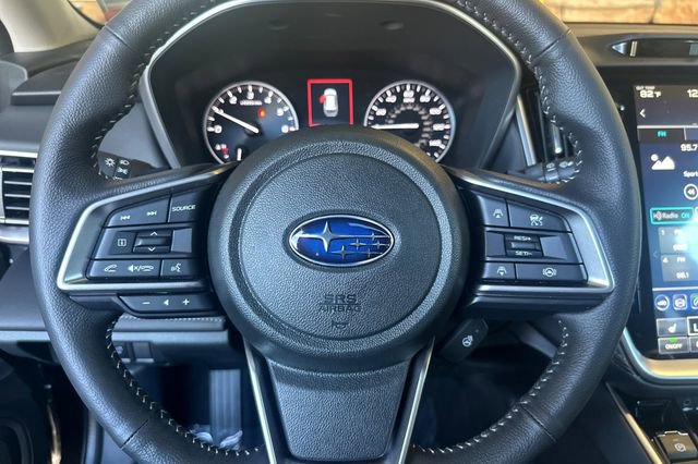 Used 2025 Subaru Outback Limited image 24
