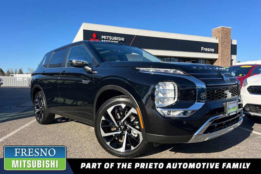 New 2025 Mitsubishi Outlander SE image 1