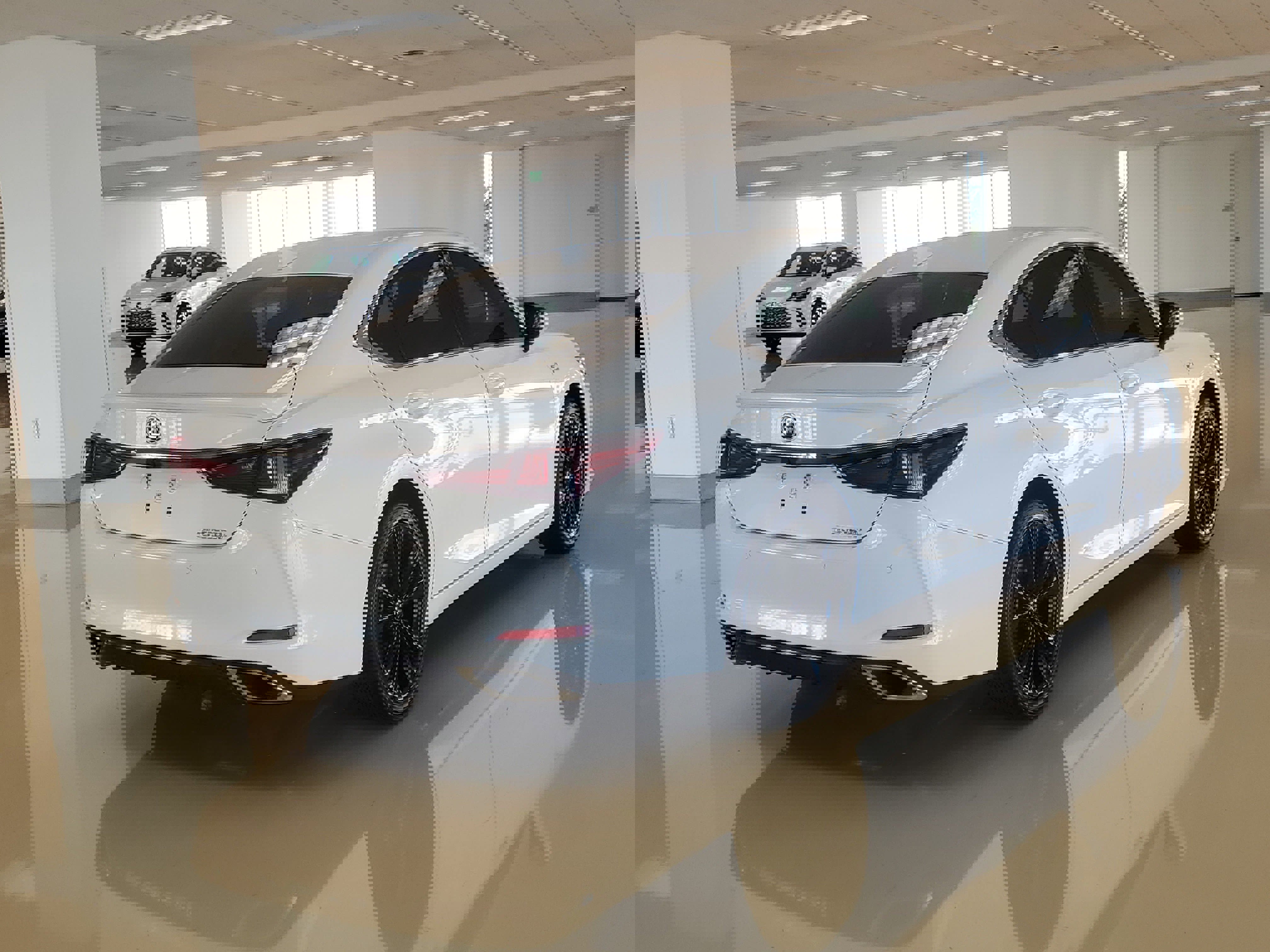 Used 2022 Lexus ES 350 F Sport w/ Accessory Package 2 image 11