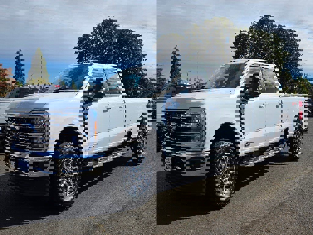 New 2026 Ford F350 Lariat