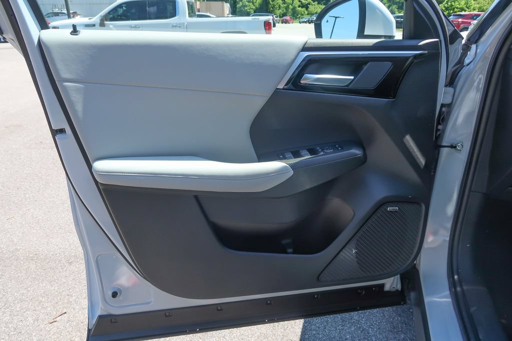 New 2026 Mitsubishi Outlander SE FWD image 23