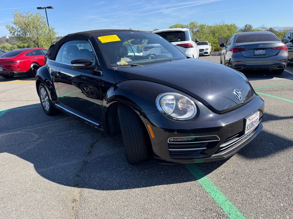 Used 2018 Volkswagen Beetle 2.0T S image 3