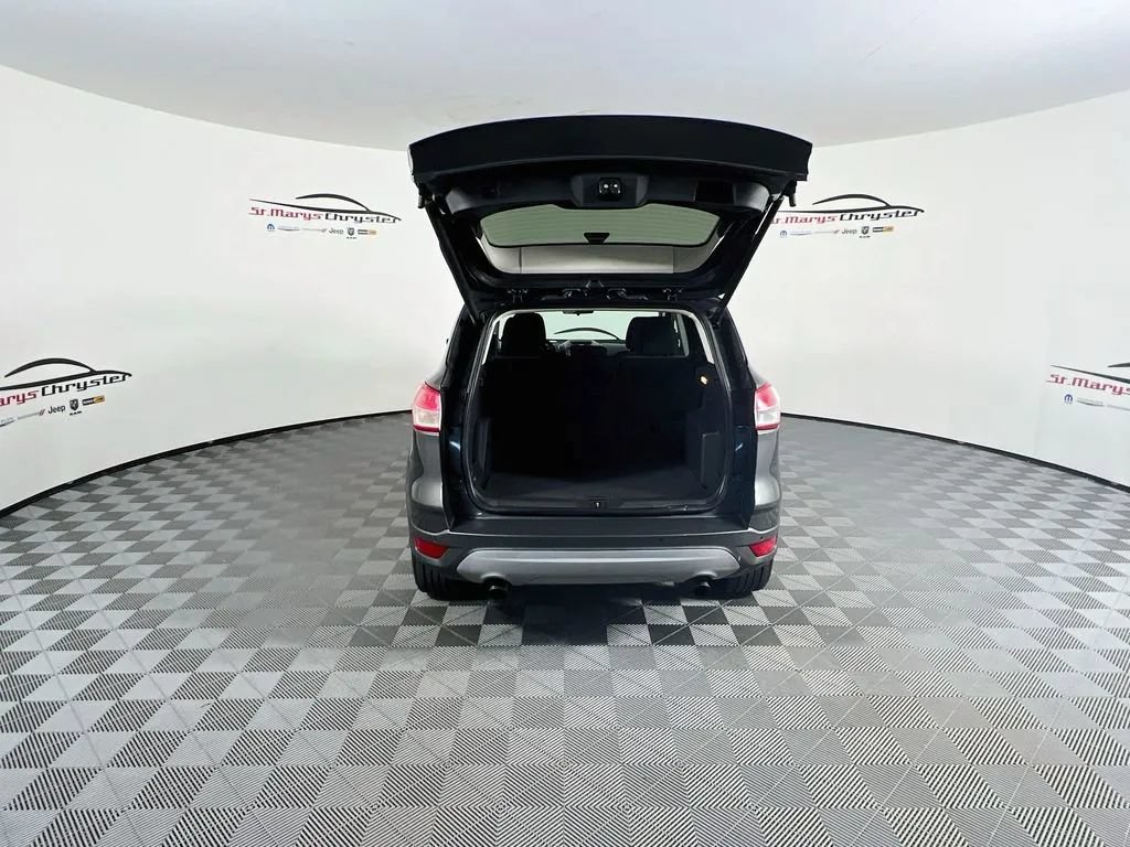 Used 2016 Ford Escape SE w/ Equipment Group 201A FWD image 24